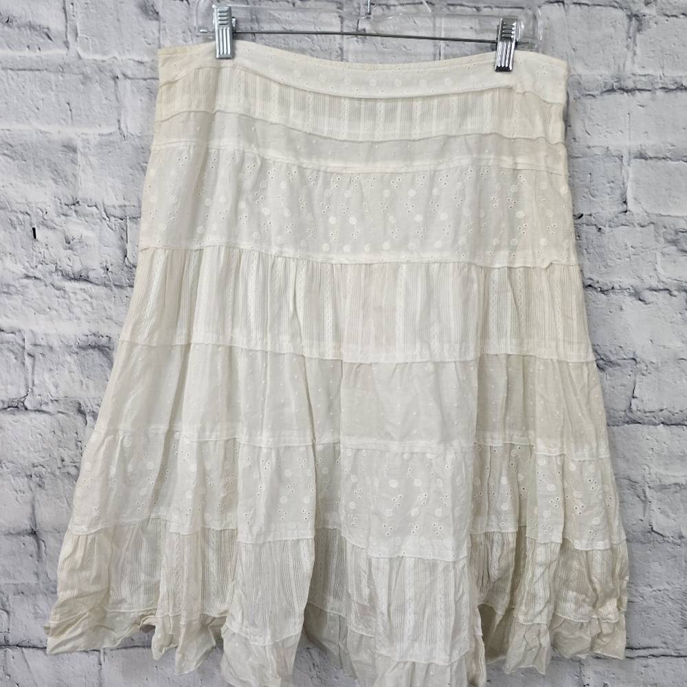 John Paul Richard knee length skirt Sz L white embroidered boho lined A2